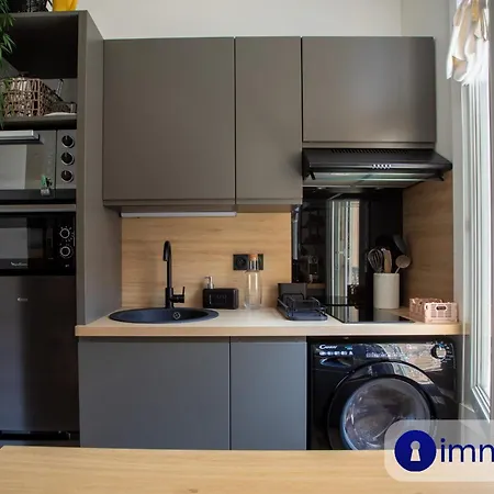 T2 Air-conditioned District Liberation Apartman