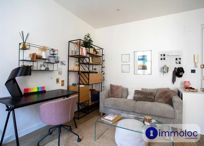 Apartment T2 Air-conditioned District Liberation
