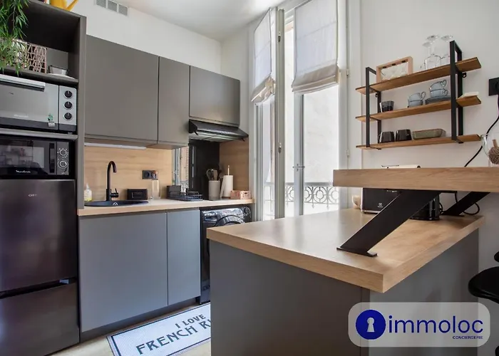 Apartment T2 Air-conditioned District Liberation *