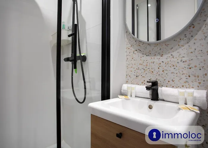 T2 Air-conditioned District Liberation Apartment Nice
